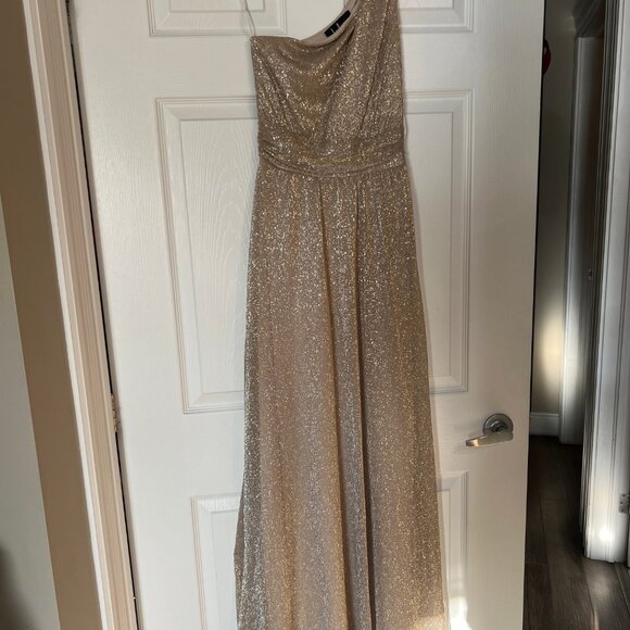 Lulu's - XS - Asymmetric Gold Gown - Picture 2 of 2